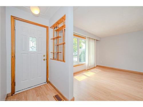 164 East 23Rd Street, Hamilton, ON - Indoor Photo Showing Other Room