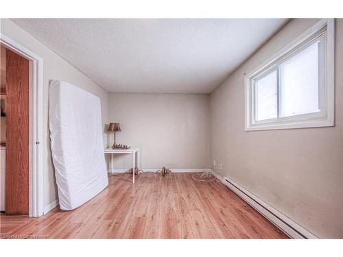 421 Preston Parkway, Cambridge, ON - Indoor