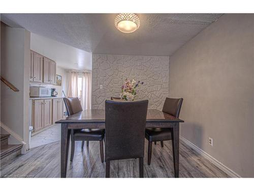 421 Preston Parkway, Cambridge, ON - Indoor Photo Showing Dining Room