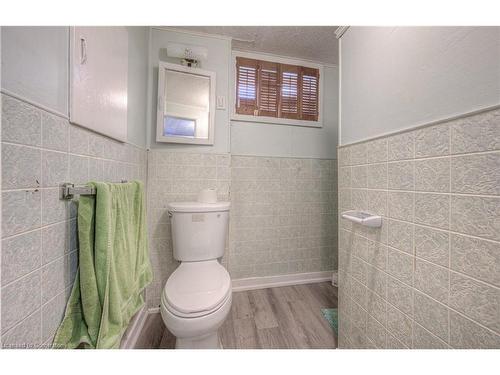 421 Preston Parkway, Cambridge, ON - Indoor Photo Showing Bathroom