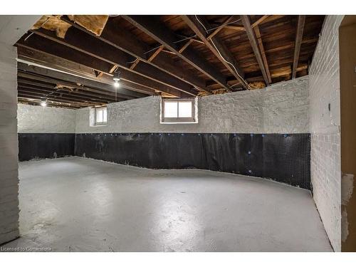 60 Homewood Avenue, Hamilton, ON - Indoor Photo Showing Basement