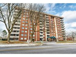 305-1425 Ghent Avenue  Burlington, ON L7S 1X5