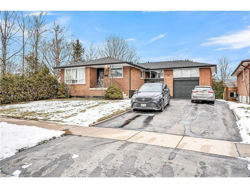 1407 Charles Drive, Burlington, ON - Outdoor