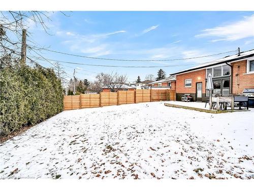 1407 Charles Drive, Burlington, ON - Outdoor