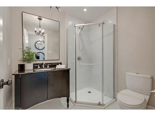 883 Kingsway Drive, Burlington, ON - Indoor Photo Showing Bathroom