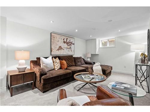 1432 Olga Drive, Burlington, ON - Indoor Photo Showing Living Room