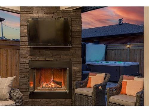 1432 Olga Drive, Burlington, ON - Indoor Photo Showing Living Room With Fireplace