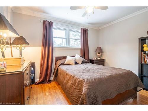 475 Mayzel Road, Burlington, ON - Indoor Photo Showing Bedroom