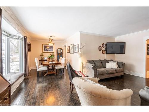 475 Mayzel Road, Burlington, ON - Indoor Photo Showing Living Room