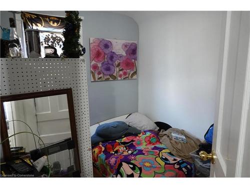 58 Britannia Avenue, Hamilton, ON - Indoor Photo Showing Bedroom