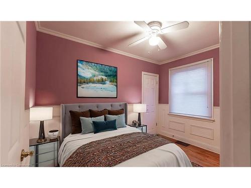 501 Upper Wellington Street, Hamilton, ON - Indoor Photo Showing Bedroom