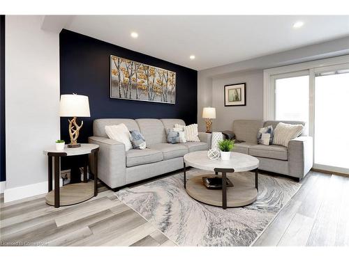 452 Boettger Place, Waterloo, ON - Indoor Photo Showing Living Room