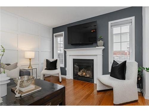 3247 Steeplechase Drive, Burlington, ON - Indoor Photo Showing Living Room With Fireplace