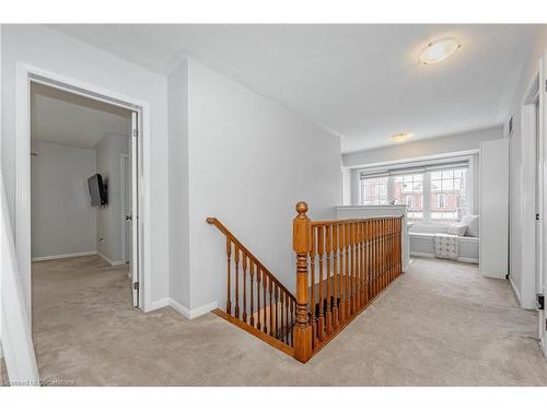 3247 Steeplechase Drive, Burlington, ON - Indoor Photo Showing Other Room