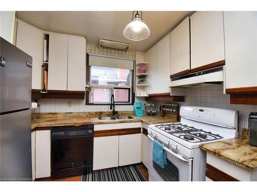 162 Beland Avenue S, Hamilton, ON - Indoor Photo Showing Kitchen With Double Sink