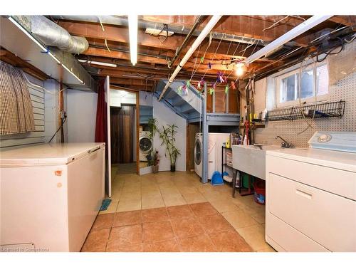 162 Beland Avenue S, Hamilton, ON - Indoor Photo Showing Basement