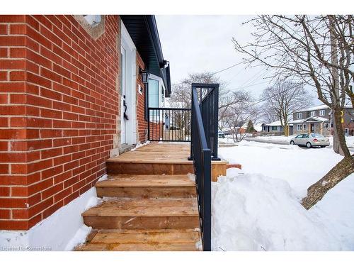 312 East 45Th Street, Hamilton, ON - Outdoor