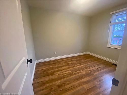 312 East 45Th Street, Hamilton, ON - Indoor Photo Showing Other Room