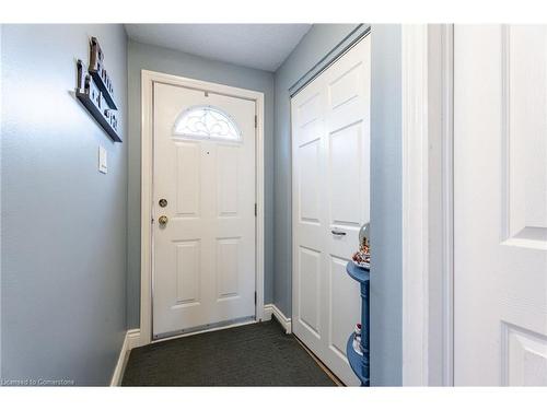 198 Ridge Street, Hamilton, ON - Indoor Photo Showing Other Room