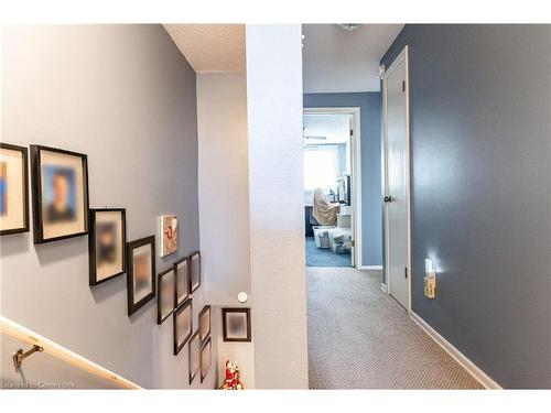 198 Ridge Street, Hamilton, ON - Indoor Photo Showing Other Room