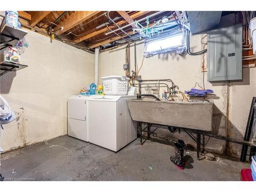 198 Ridge Street, Hamilton, ON - Indoor Photo Showing Laundry Room