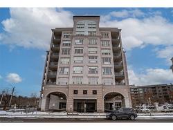 605-1000 Creekside Drive  Dundas, ON L9H 7S6