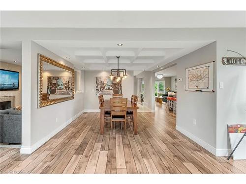 2218 Vista Drive, Burlington, ON - Indoor Photo Showing Living Room With Fireplace