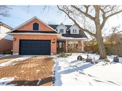 158 Southpark Avenue  Hamilton, ON L8W 2Y7