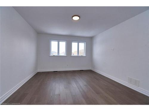 21-40 Heath Street, Brantford, ON - Indoor Photo Showing Other Room