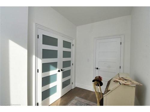 21-40 Heath Street, Brantford, ON - Indoor Photo Showing Other Room