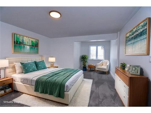 21-40 Heath Street, Brantford, ON - Indoor Photo Showing Bedroom