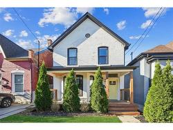 49 Oak Avenue  Hamilton, ON L8L 5M7