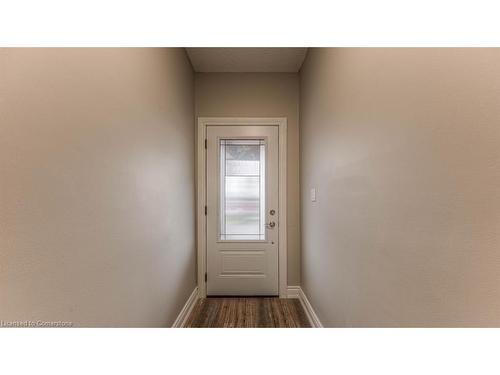 32 Lloyd Street, Hamilton, ON - Indoor Photo Showing Other Room