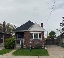 101 Albany Avenue  Hamilton, ON L8H 2H4