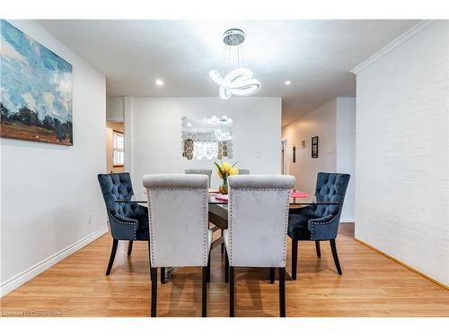 797 Highway 6, Caledonia, ON - Indoor Photo Showing Dining Room