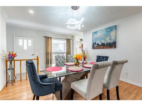 797 Highway 6, Caledonia, ON - Indoor Photo Showing Dining Room