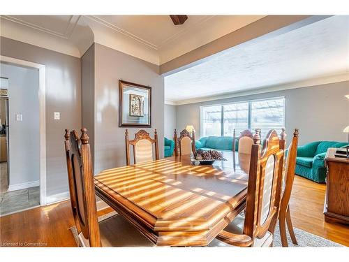 54 Sherwood Rise, Hamilton, ON - Indoor Photo Showing Dining Room