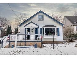 539 Mohawk Road W Hamilton, ON L9C 1X5