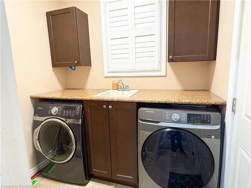 Upper-34 Watervale Drive, Kitchener, ON - Indoor Photo Showing Laundry Room