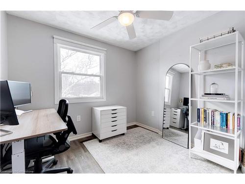 1353 Fisher Avenue, Burlington, ON - Indoor Photo Showing Office