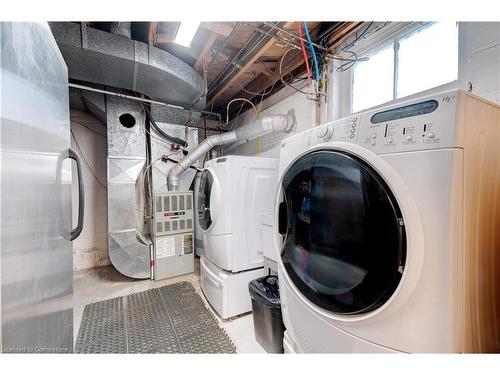 1353 Fisher Avenue, Burlington, ON - Indoor Photo Showing Laundry Room