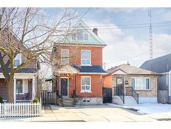 200 Kensington Avenue N Hamilton, ON L8L 7N7