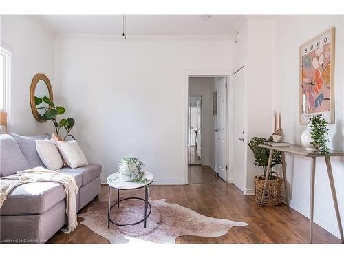 235 Young Street, Hamilton, ON - Indoor Photo Showing Bedroom