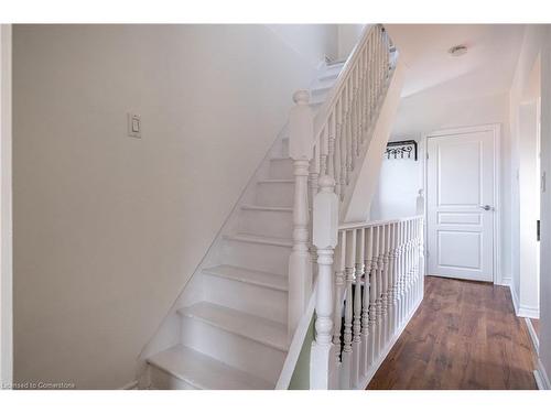 235 Young Street, Hamilton, ON - Indoor Photo Showing Bedroom