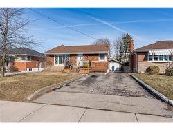 39 Wildewood Avenue  Hamilton, ON L8T 1X4