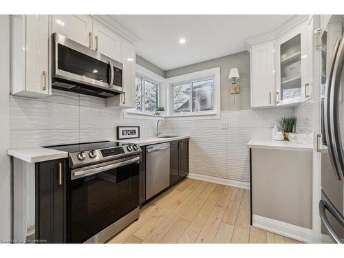 1142 Stanley Drive, Burlington, ON - Indoor Photo Showing Kitchen With Stainless Steel Kitchen With Upgraded Kitchen