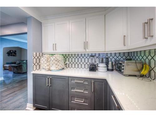 55 Wellington Street S, Dundas, ON - Indoor Photo Showing Kitchen