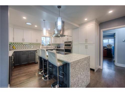 55 Wellington Street S, Dundas, ON - Indoor Photo Showing Kitchen With Upgraded Kitchen