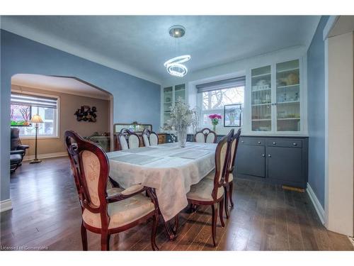 55 Wellington Street S, Dundas, ON - Indoor Photo Showing Dining Room