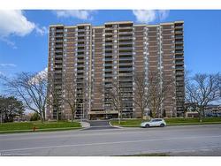 1104-301 Frances Avenue  Stoney Creek, ON L8E 3W6